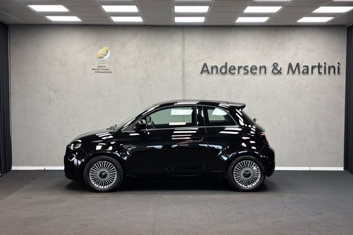 Sort Fiat 500e fra 2023