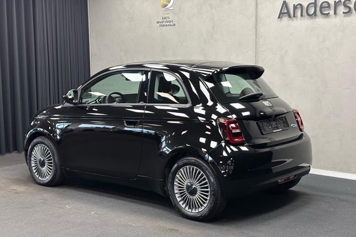 Sort Fiat 500e fra 2023
