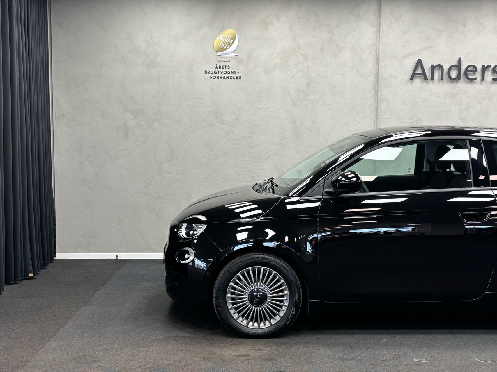Sort Fiat 500e fra 2023
