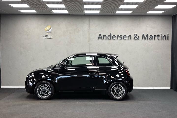 Sort Fiat 500e fra 2023