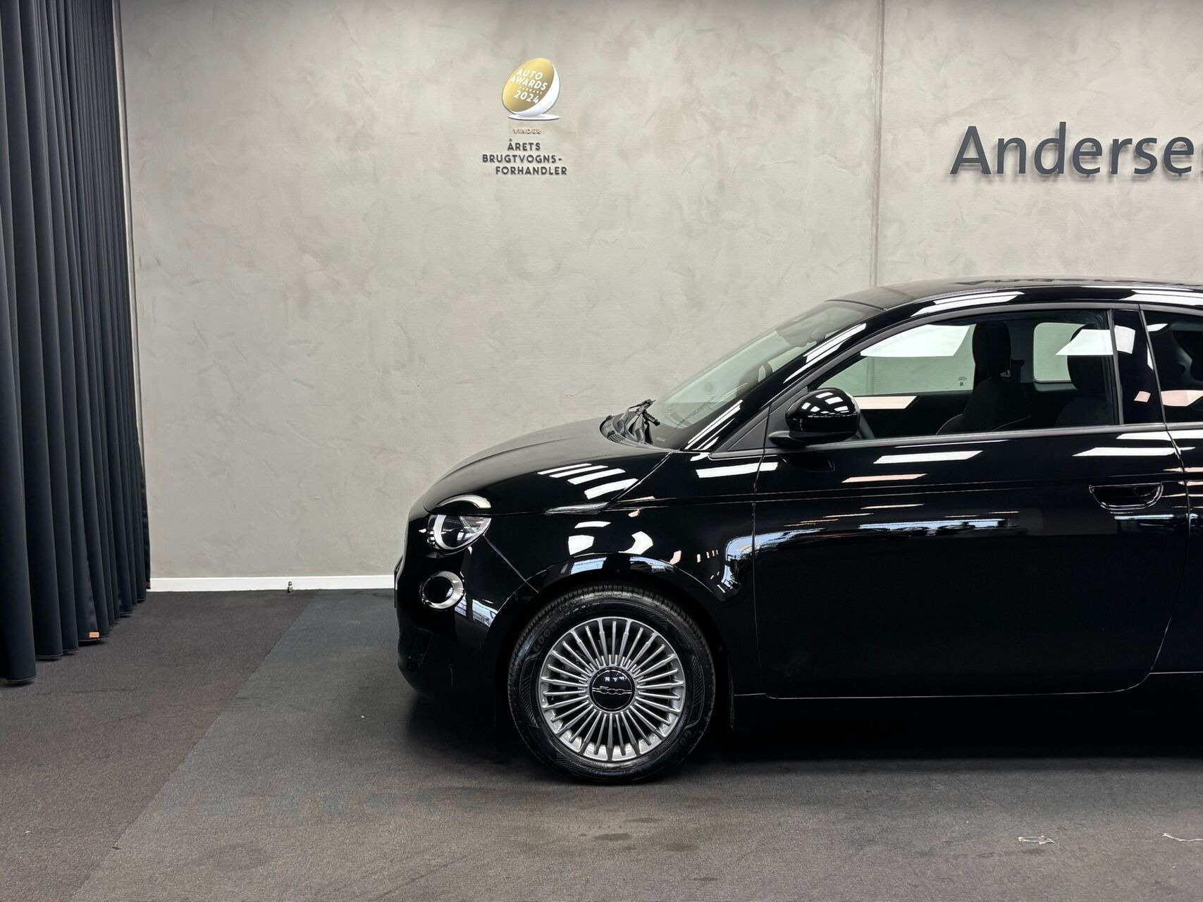 Sort Fiat 500e fra 2023