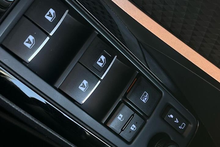 undefined Toyota C-HR fra 2018