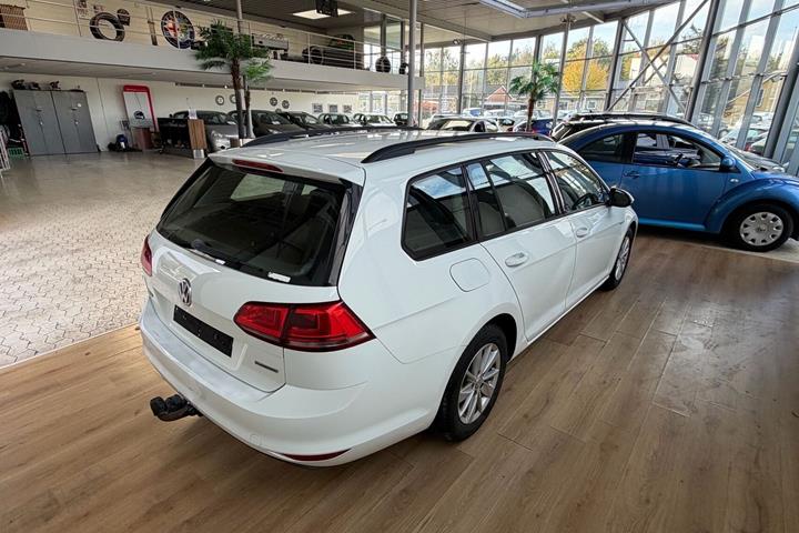 Hvid VW Golf fra 2014
