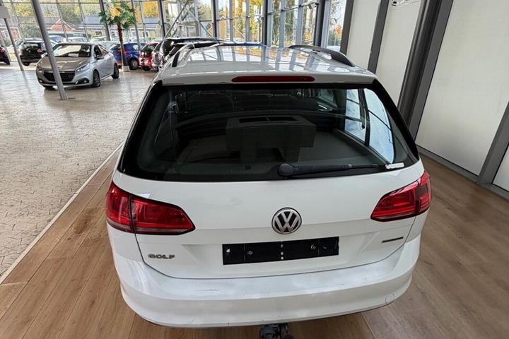Hvid VW Golf fra 2014