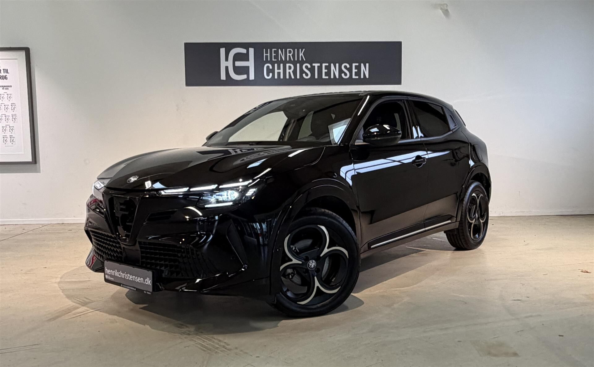 Alfa Romeo Junior EL Intensa 156HK 5d Aut.