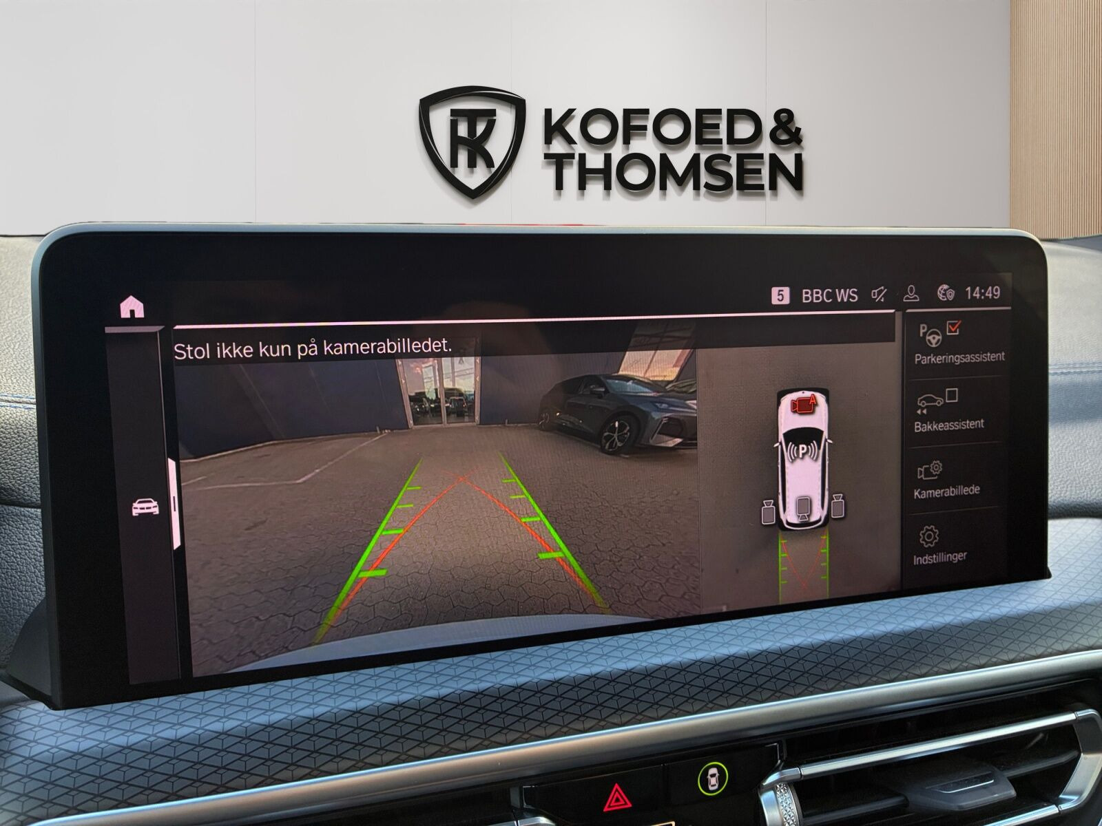 Hvid BMW iX3 fra 2022