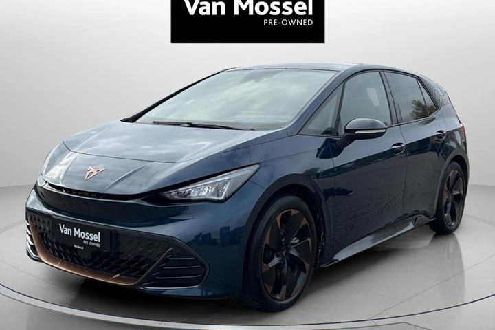 Blå Cupra Born fra 2024