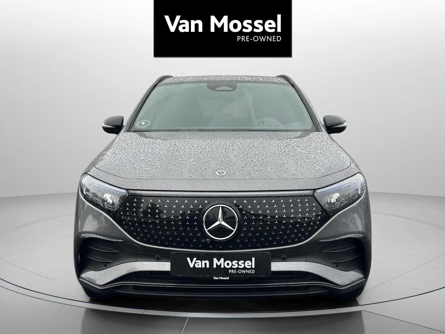 Grå Mercedes EQA250+ fra 2026