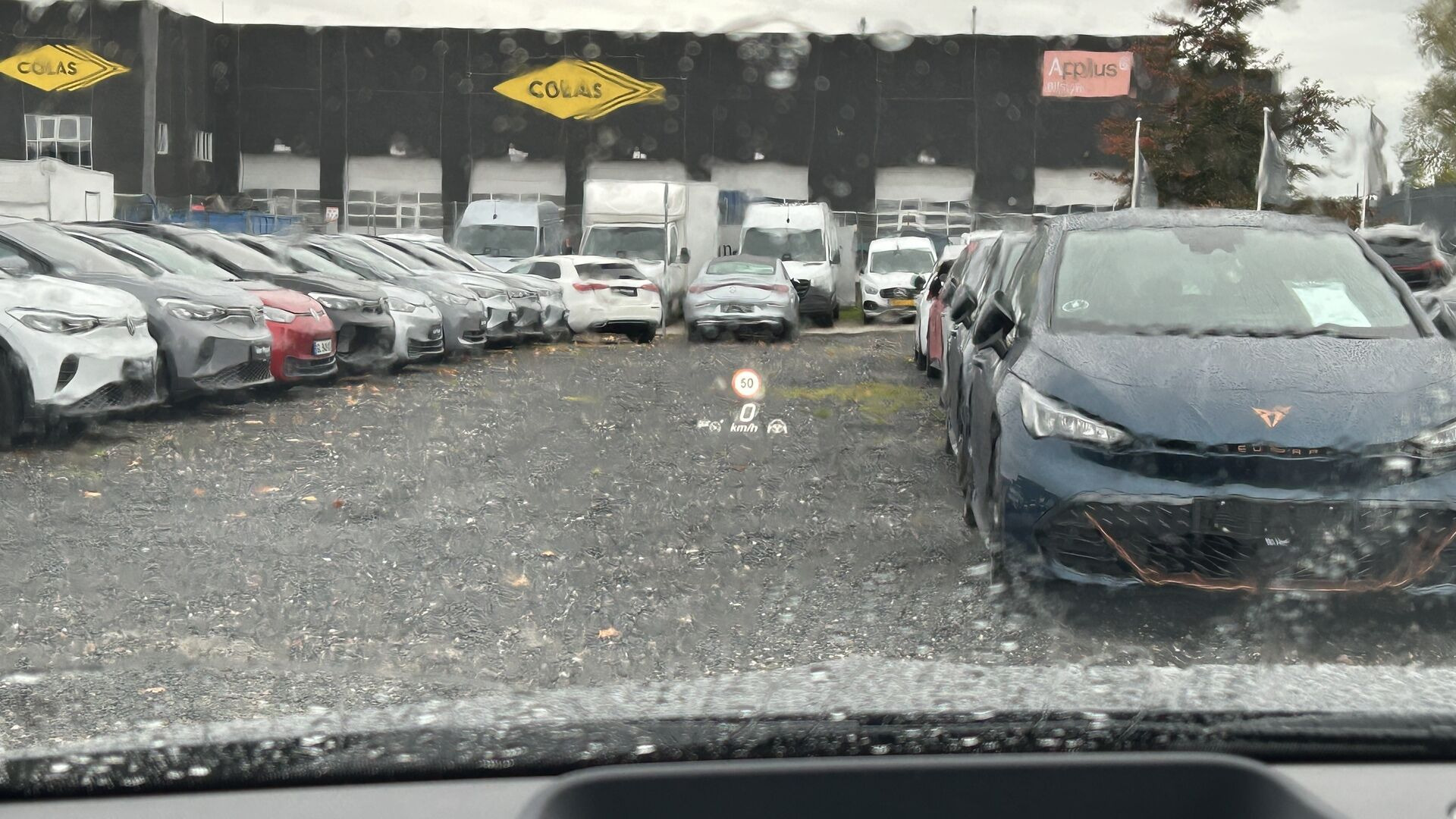 Grå Mercedes EQA250+ fra 2026