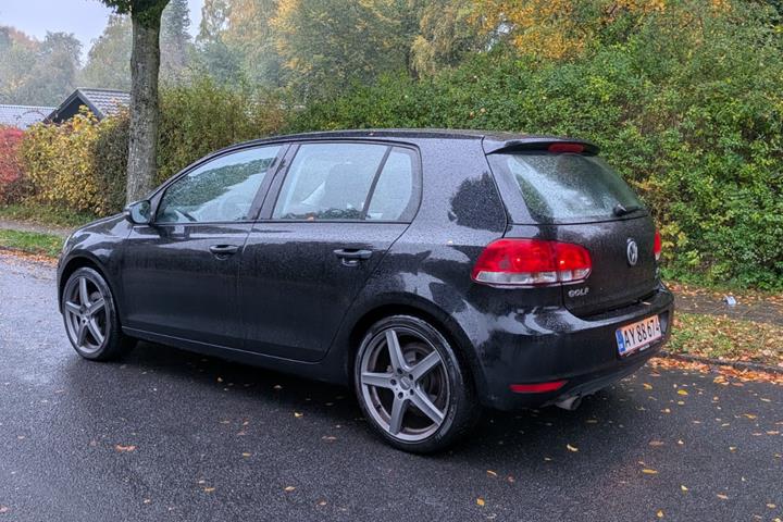 Sort VW Golf fra 2011