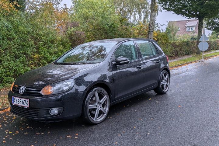 Sort VW Golf fra 2011