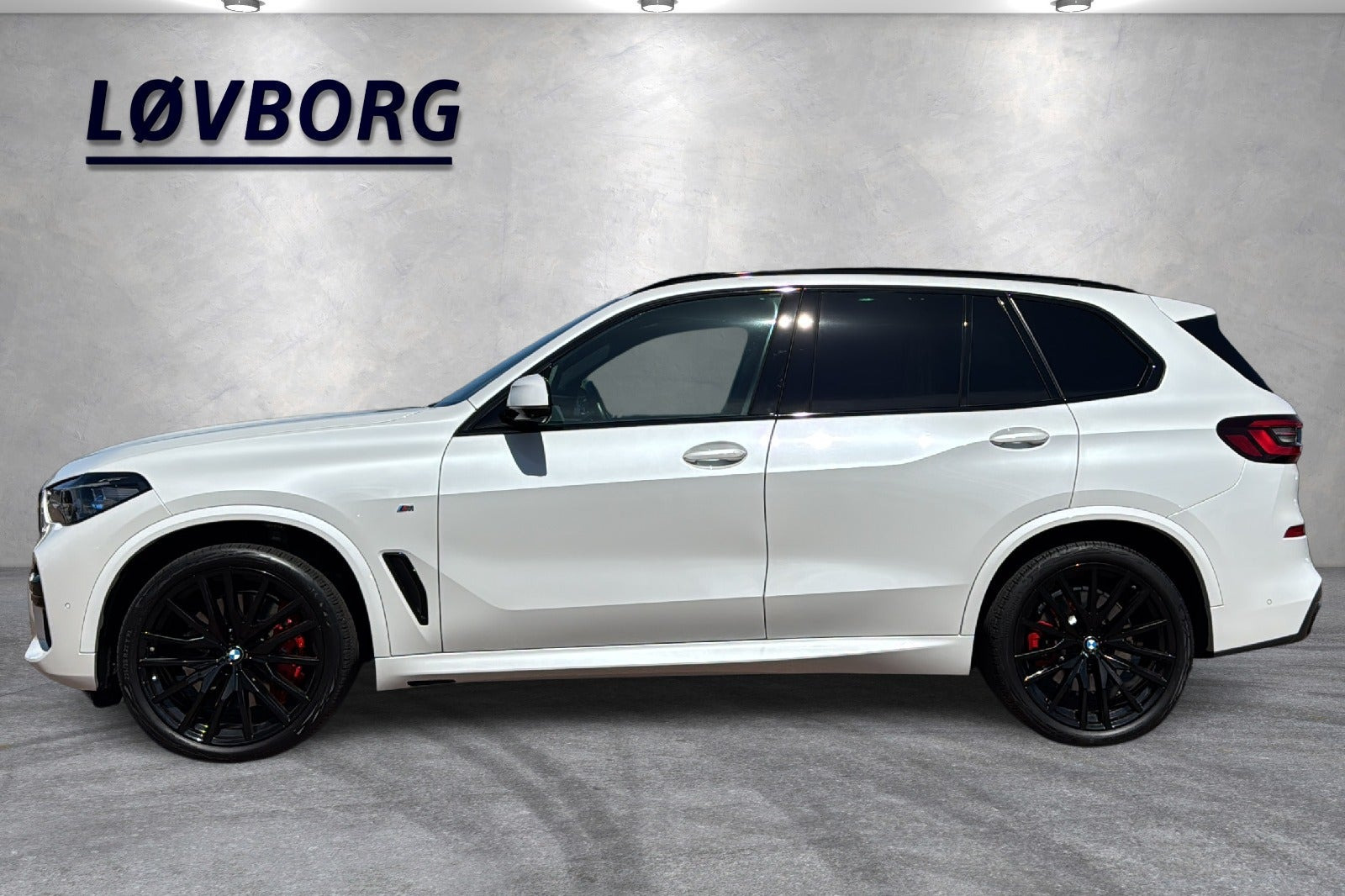 Hvid BMW X5 fra 2021