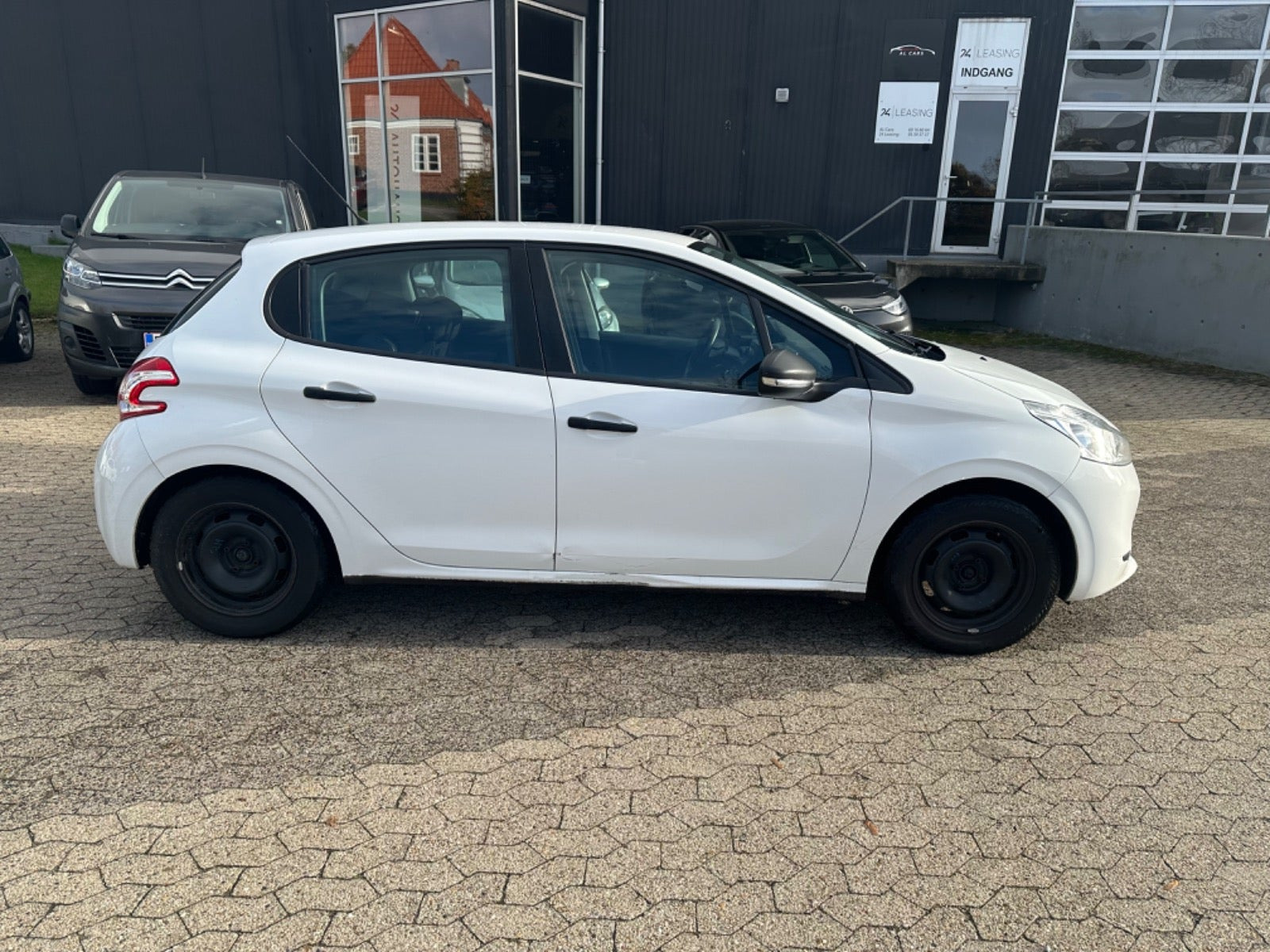undefined Peugeot 208 fra 2012