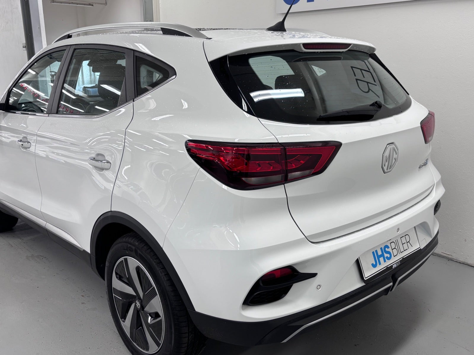 Hvid MG ZS fra 2022