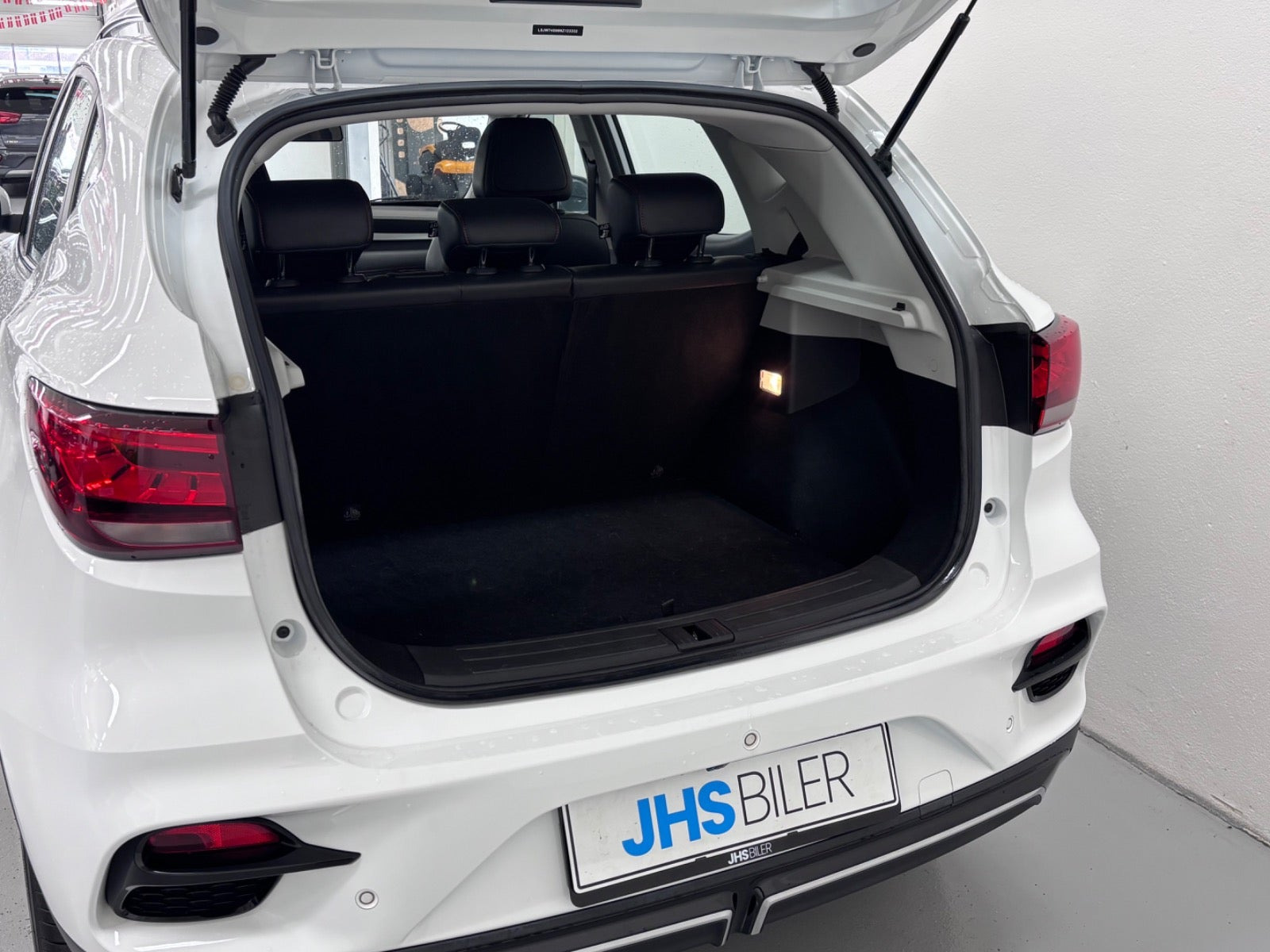 Hvid MG ZS fra 2022