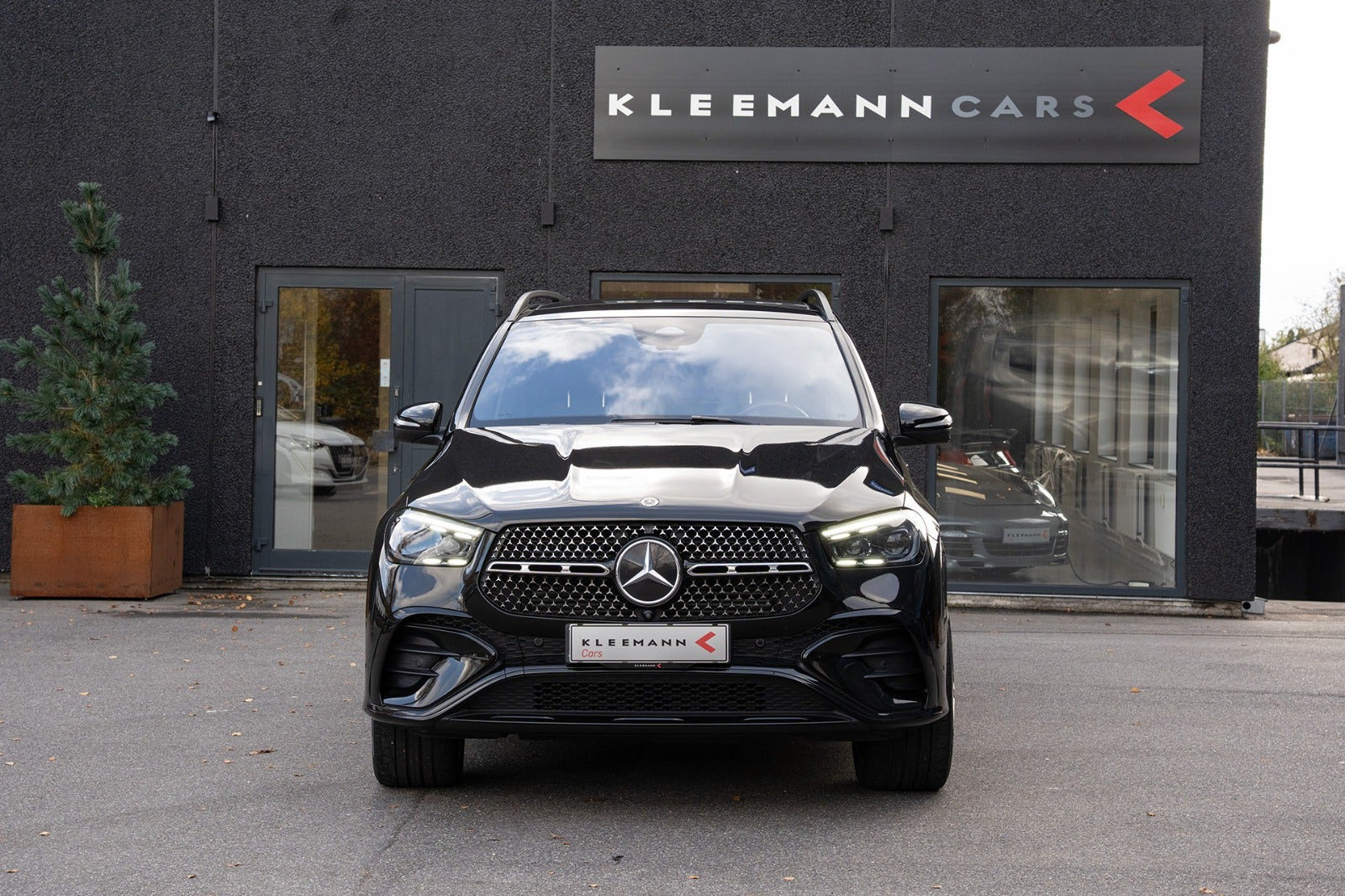 Sort Mercedes GLE350 de fra 2024
