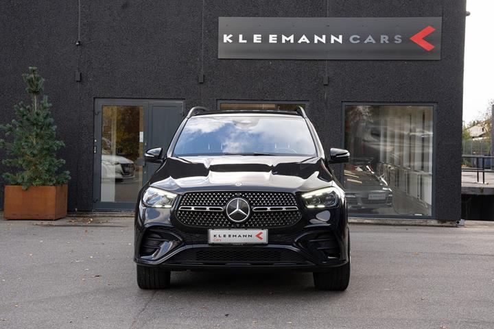 Sort Mercedes GLE350 de fra 2024