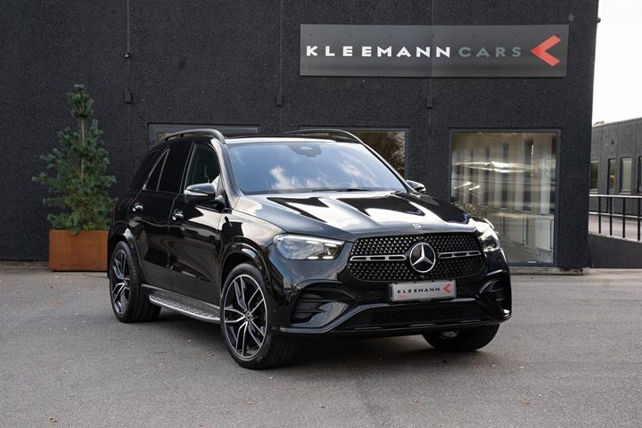 Sort Mercedes GLE350 de fra 2024