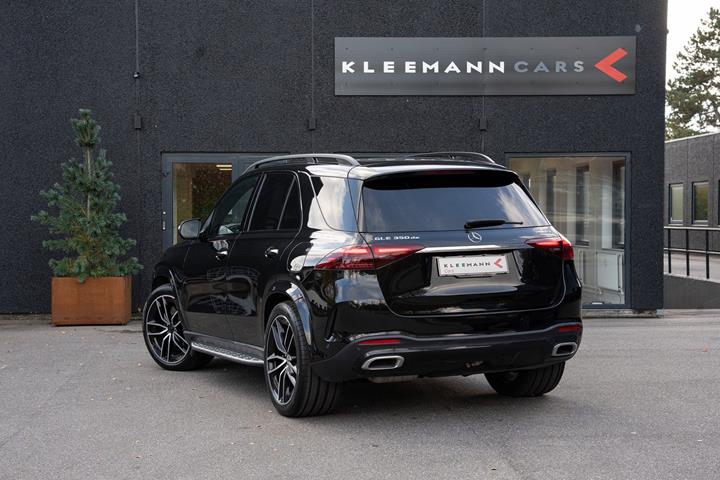 Sort Mercedes GLE350 de fra 2024