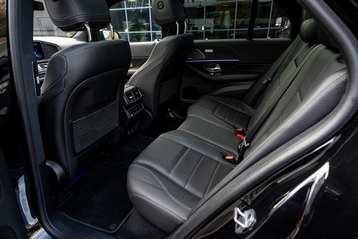 Sort Mercedes GLE350 de fra 2024