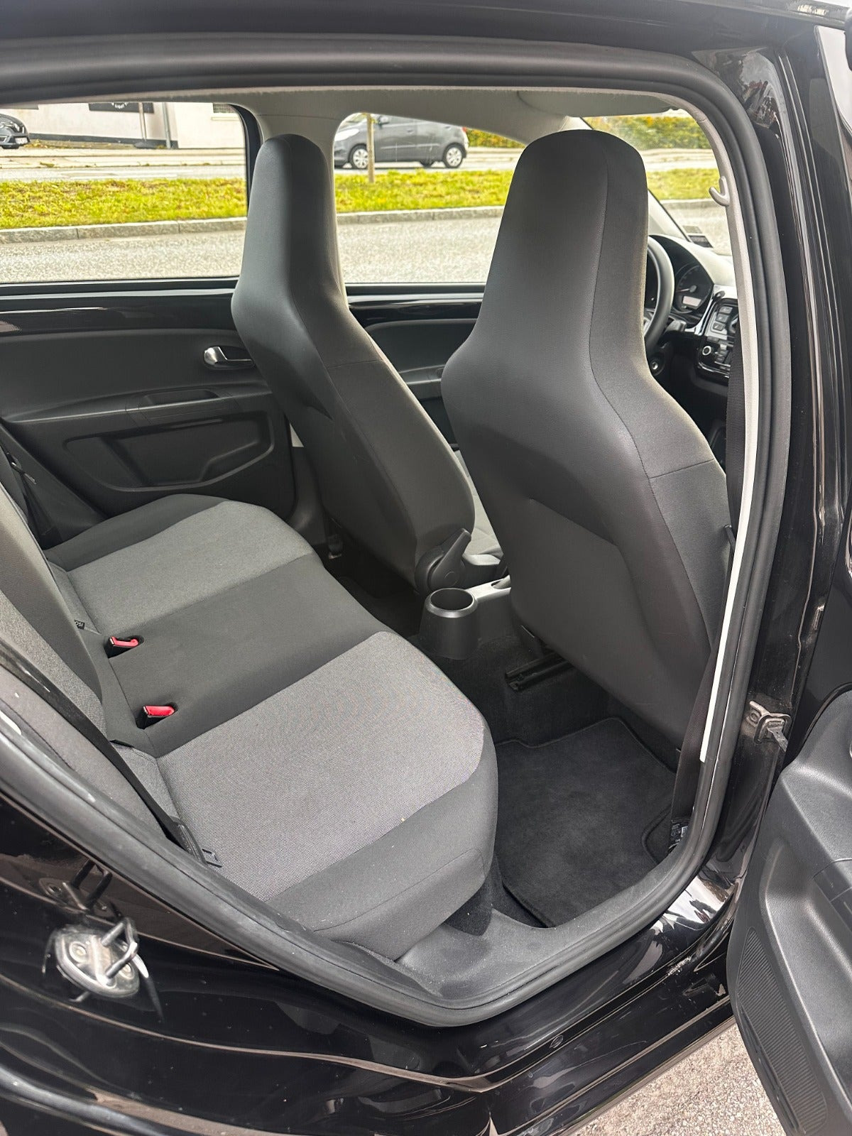 Sort VW UP! fra 2013