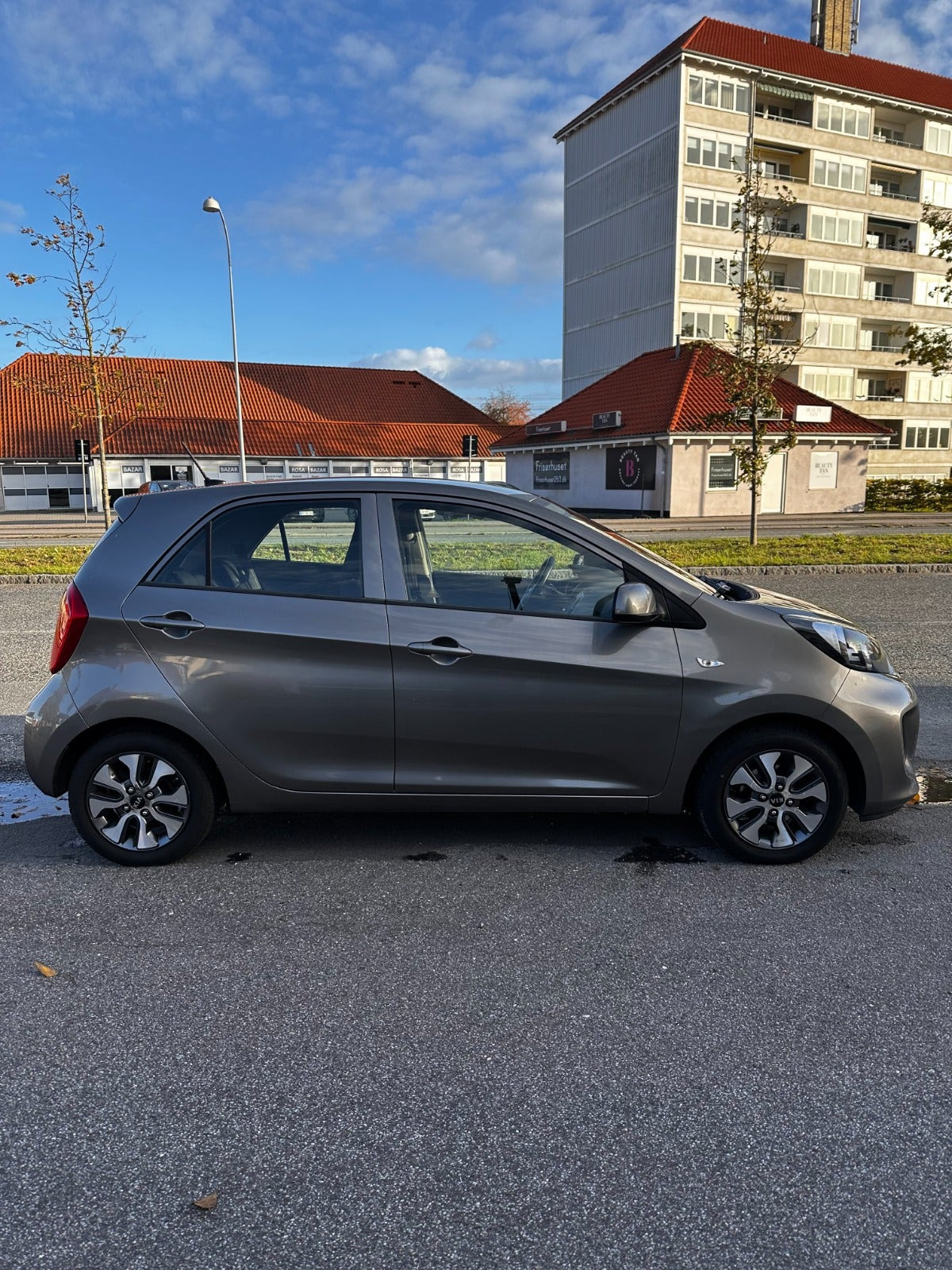 Brun Kia Picanto fra 2017