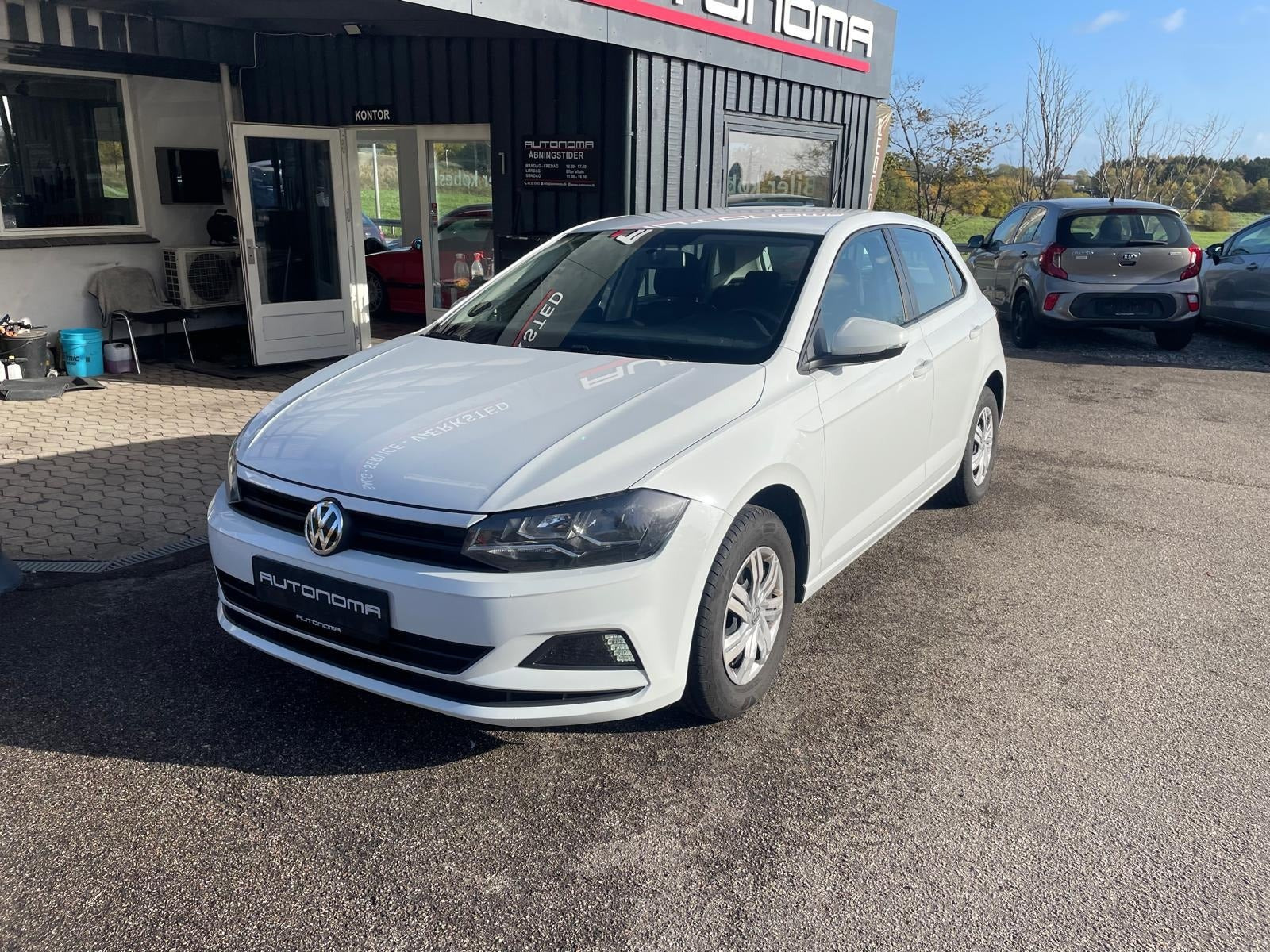 Hvid VW Polo fra 2020