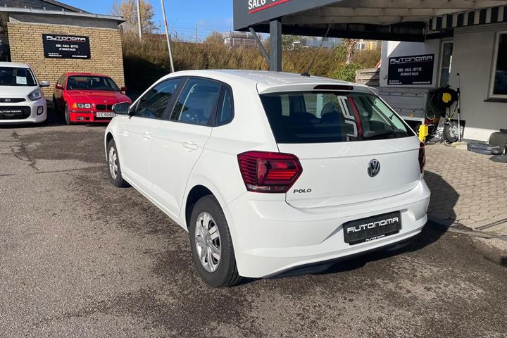 Hvid VW Polo fra 2020