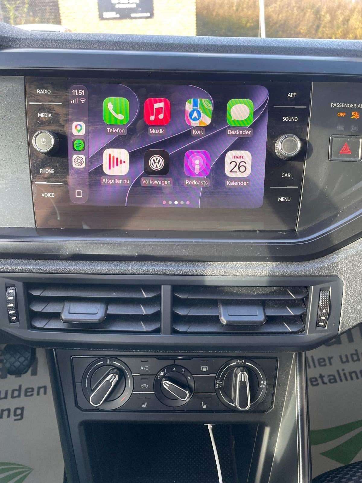 Hvid VW Polo fra 2020