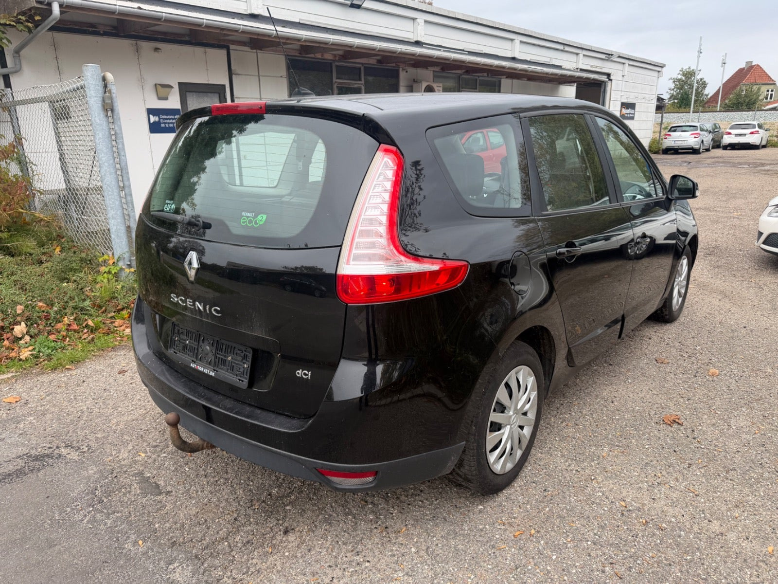 Grøn Renault Grand Scenic III fra 2012