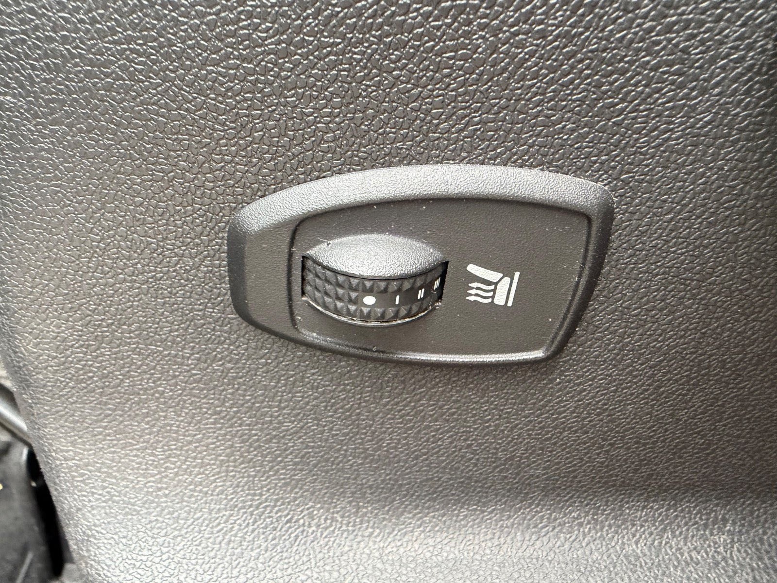 Grøn Renault Grand Scenic III fra 2012