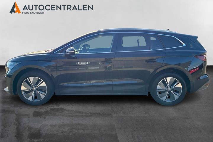 Sort Skoda Enyaq fra 2023