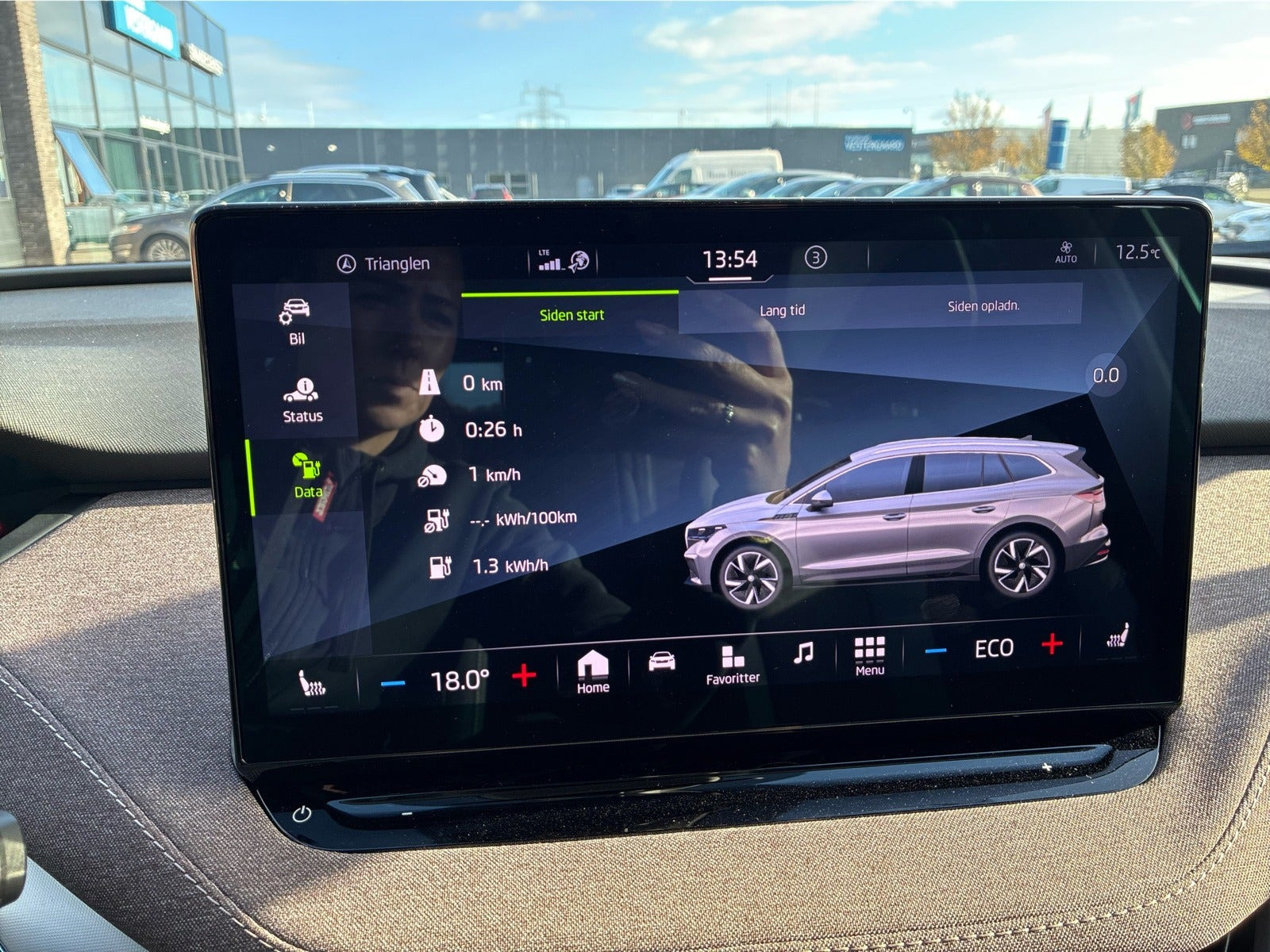 Sort Skoda Enyaq fra 2023