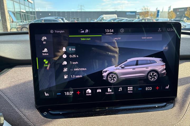 Sort Skoda Enyaq fra 2023