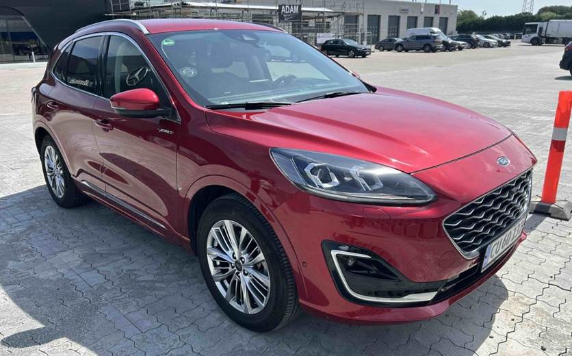 Ford Kuga 2,5 PHEV Vignale CVT