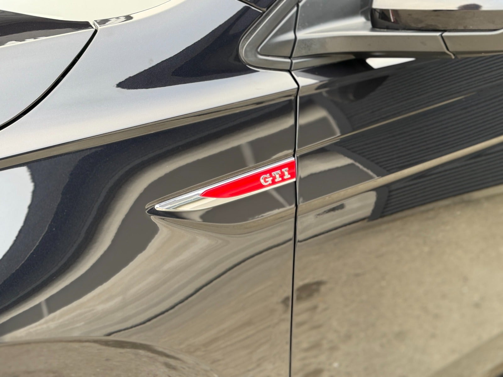 Sort VW Polo fra 2019