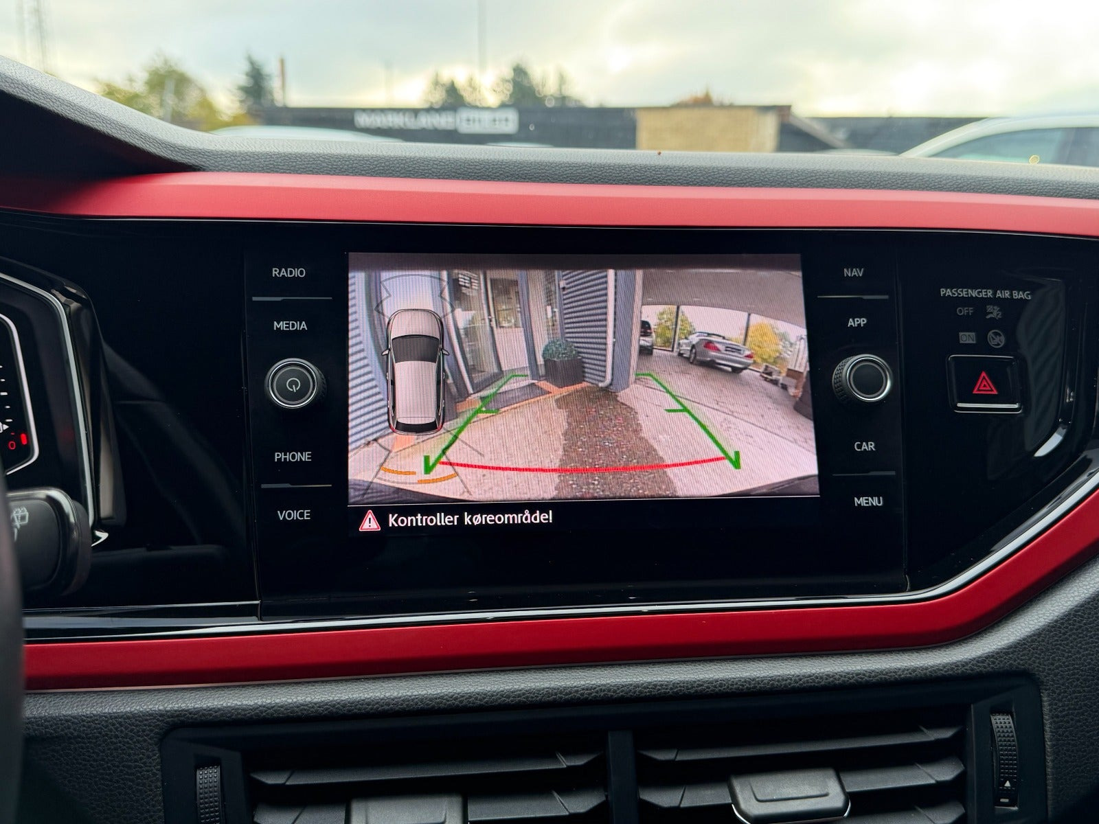 Sort VW Polo fra 2019