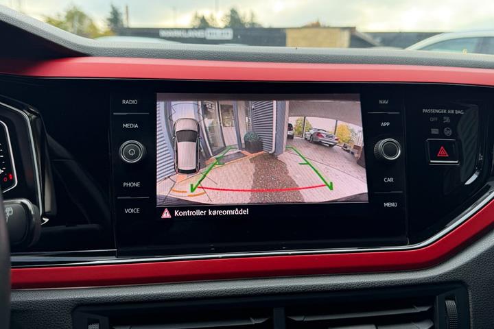 Sort VW Polo fra 2019