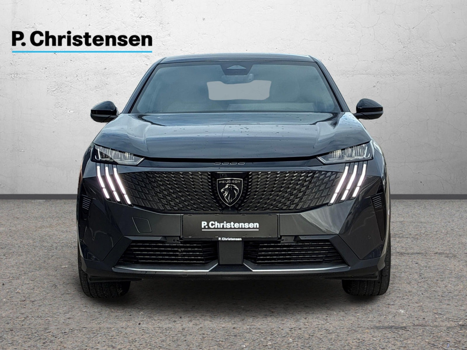 Grå Peugeot e-3008 fra 2025
