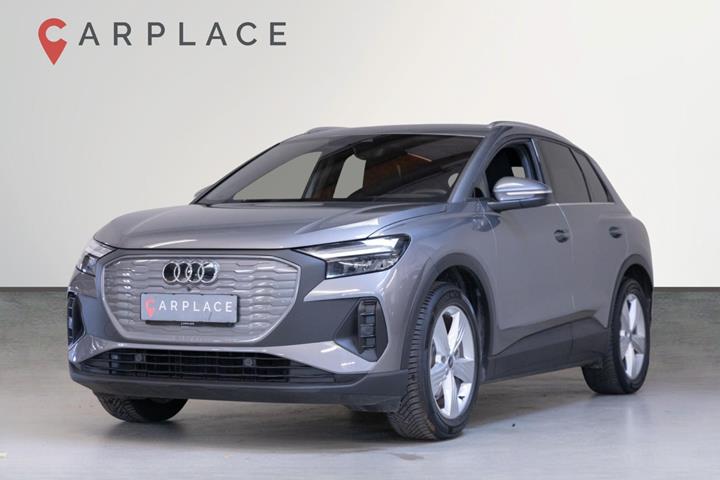 Grå Audi Q4 e-tron fra 2024