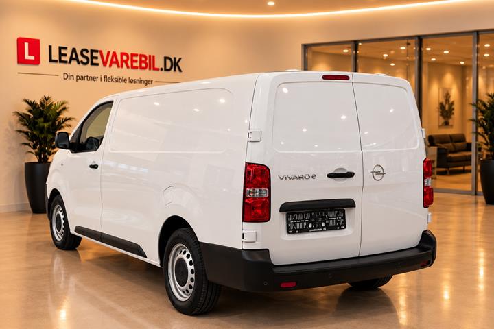 Hvid Opel Vivaro-e fra 2026