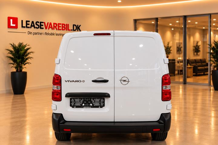 Hvid Opel Vivaro-e fra 2026