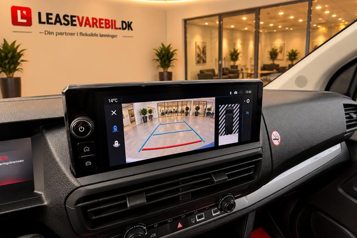 Hvid Opel Vivaro-e fra 2026