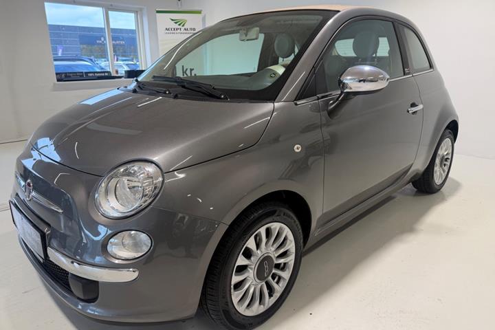 Grå Fiat 500C fra 2014