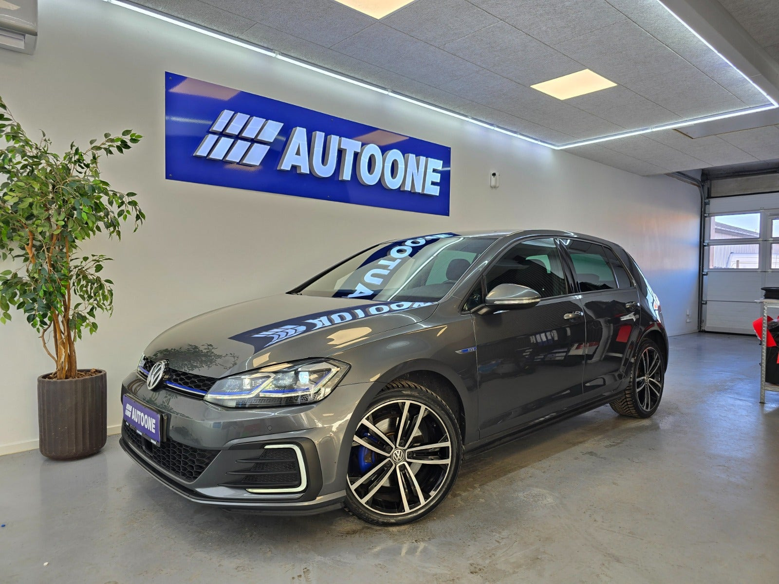 VW Golf VII 1,4 GTE DSG