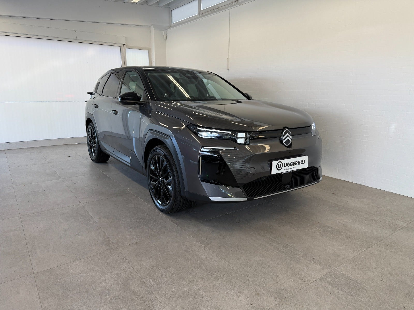 Grå Citroën ë-C5 Aircross fra 2026