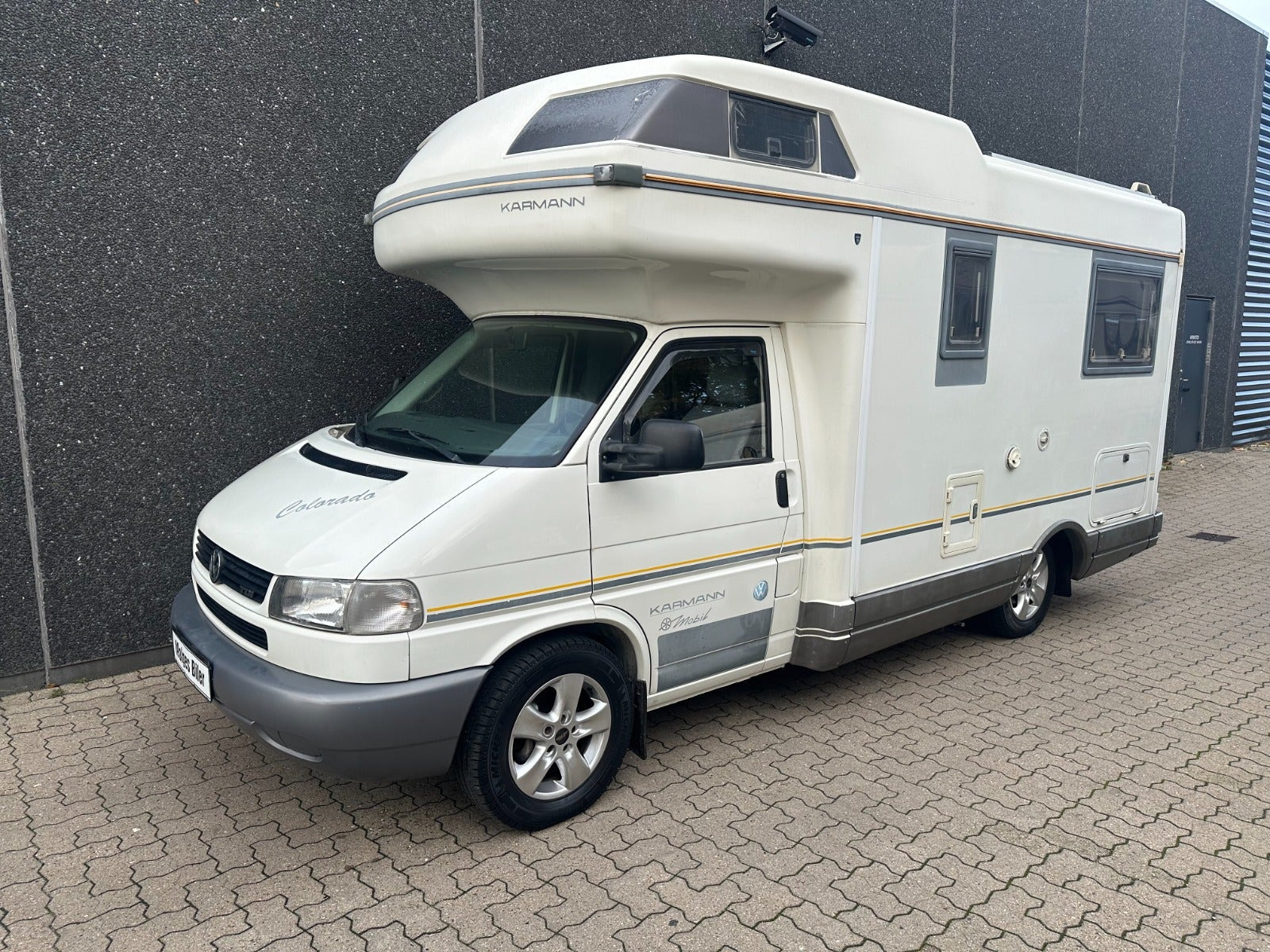 Hvid VW Karmann fra 2000