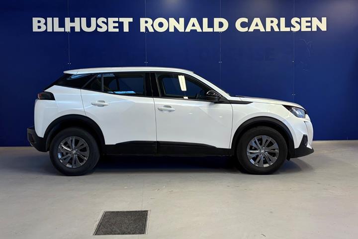 Hvid Peugeot 2008 fra 2023