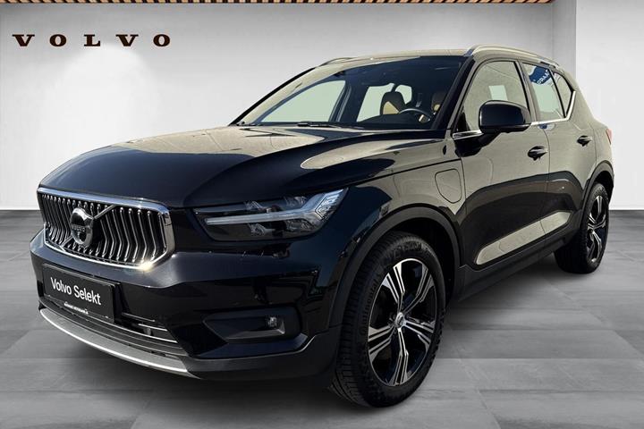 Sort Volvo XC40 fra 2021