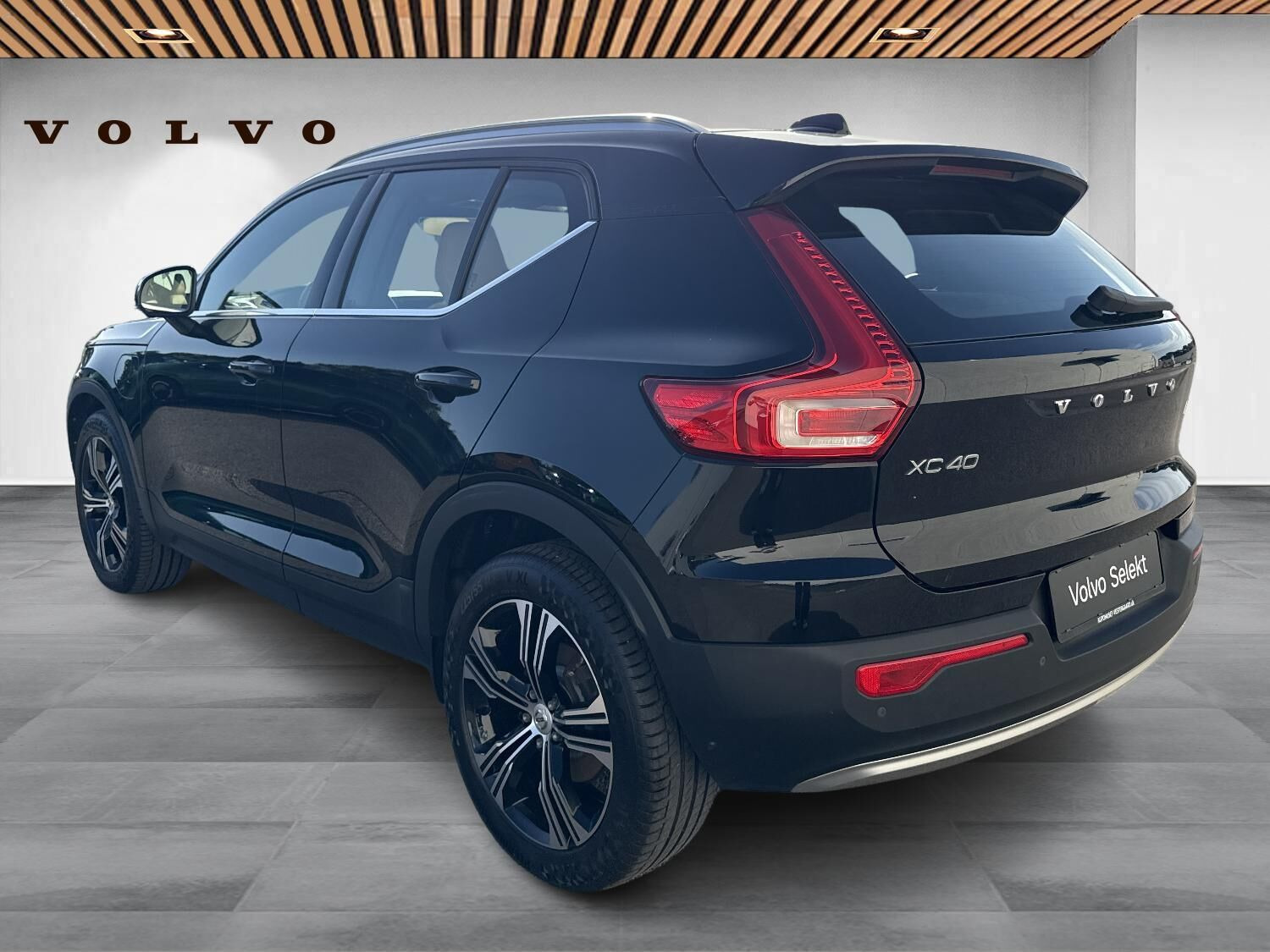 Sort Volvo XC40 fra 2021